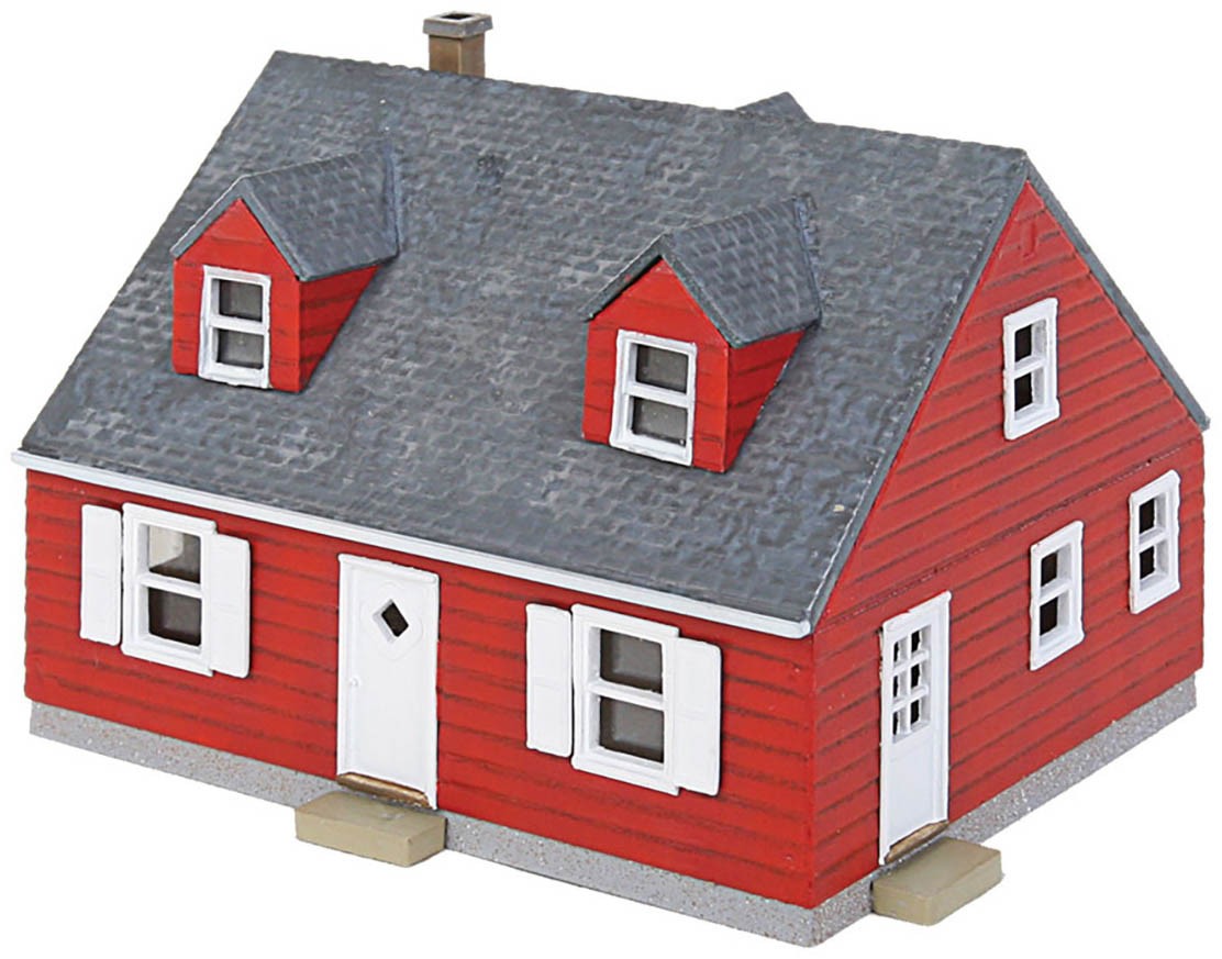 DISC Walthers Cornerstone Cape Cod House Structure Kit, N Scale