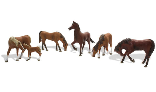 Chestnut Horses HO Scale Woodland Scenics