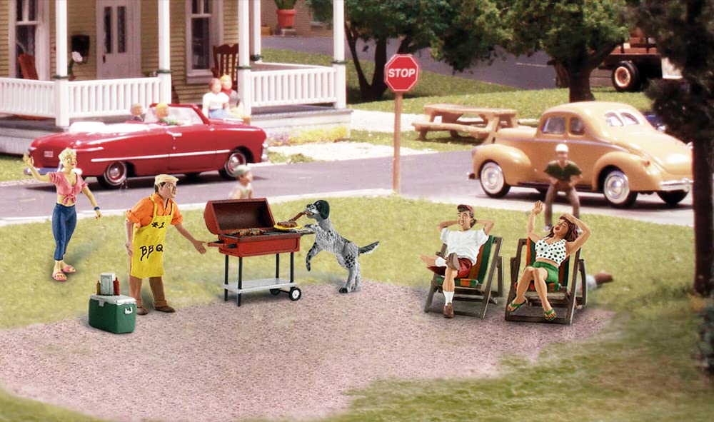 Woodland Track H0 - Figures at Barbecue
