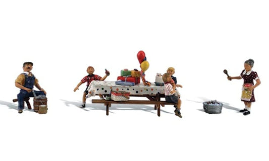 Backyard Birthday (5 Figures & Accessories) HO Scale Woodland Scenics