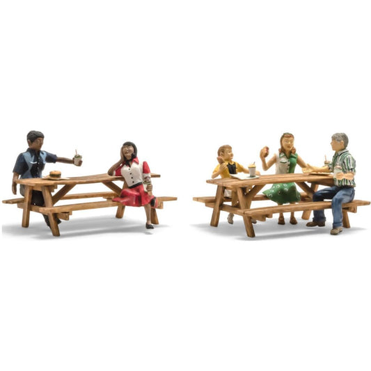 Outdoor Dining (5 Figures & 2 Picnic Tables) HO Scale Woodland Scenics
