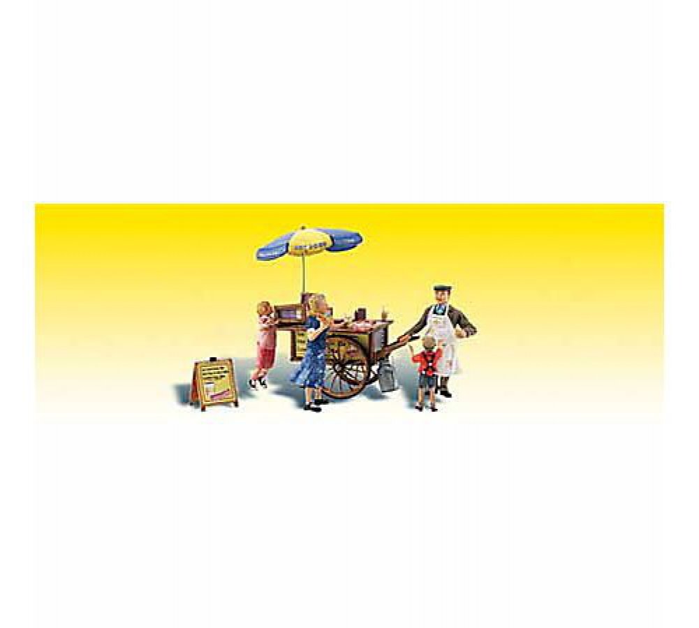 Wally's Weiner Wagon (Hotdog Wagon & 4 Figures)