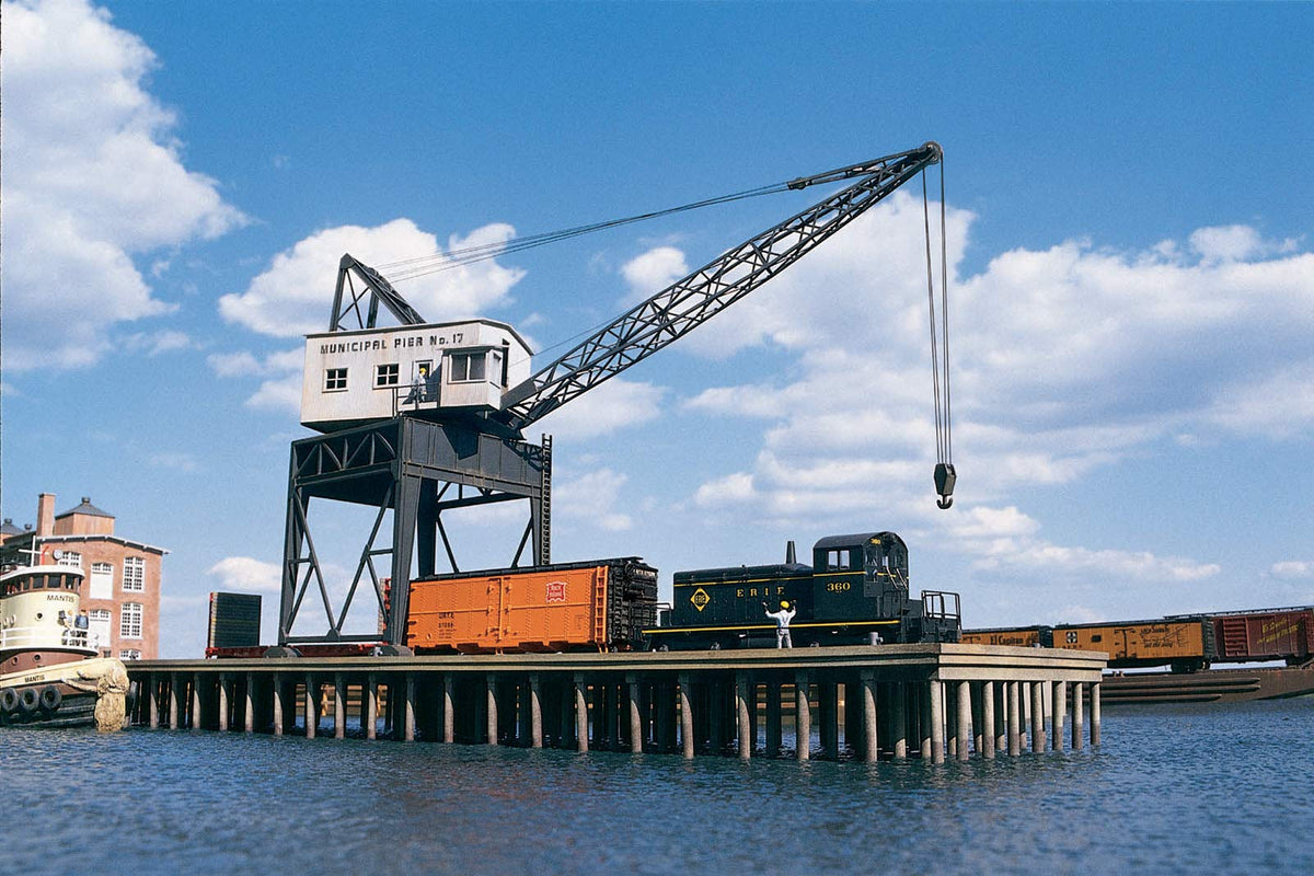 Walthers Cornerstone Pier & Traveling Crane 933-3067 HO Scale Model Railroad - Structure Kit