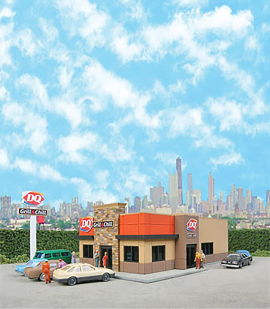 Walthers Cornerstone N Scale Building/Structure Kit DQ Grill & Chill Restaurant