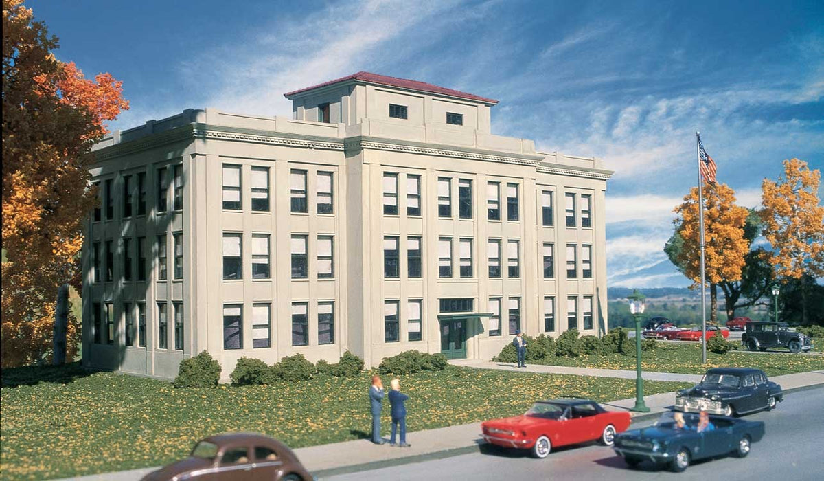 Walthers Cornerstone HO Scale Building/Structure Kit Ford Office Building