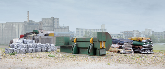 Walthers Cornerstone HO Scale Building/Structure Kit Scrap Metal Baler-Logger